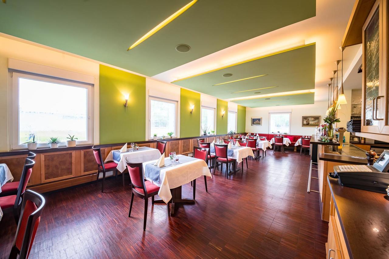 Hotel Restaurant Vater Rhein Woerth am Rhein Luaran gambar